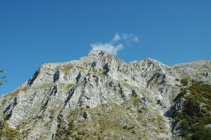 Uno sguardo sulle Alpi Apuane